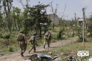 На участке фронта в районе аэропорта бои не прекращаются