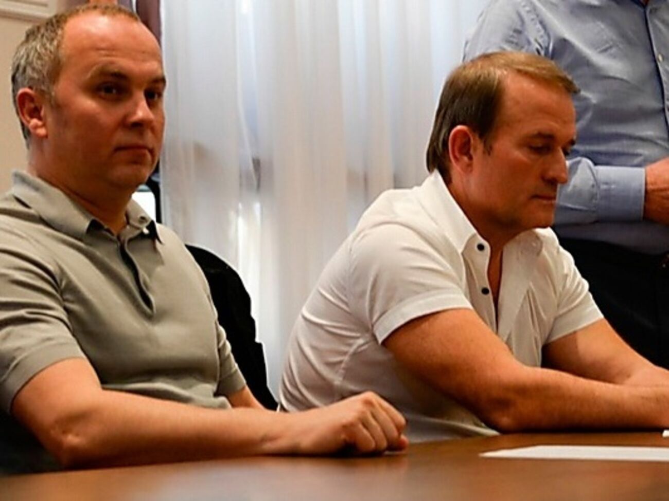 Нестор Шуфрич как друг защищает Виктора Медведчука от "Правого сектора"