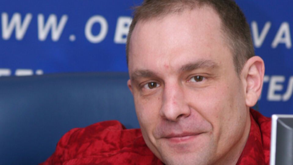 Политолог Андрей Окара считает, что Россия находится в точке начала жесточайшего кризиса