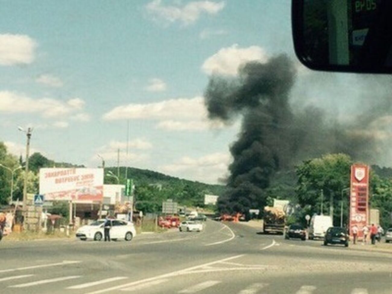 В целом в результате перестрелки в Мукачево пострадали 13 человек, часть из них уже выписали