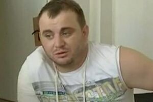 Во время службы в органах внутренних дел Стойка дважды привлекался к дисциплинарной ответственности, в 2009 году был уволен по статье "служебное несоответствие"