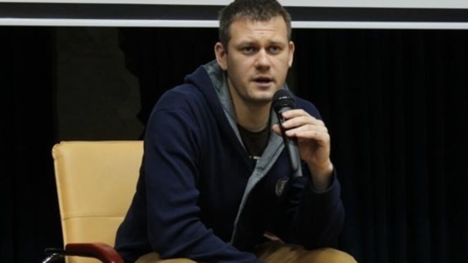 Казанский: Не знаю, до какой степени нужно желать зла своим родным городам, чтобы планировать для них судьбу Приднестровья и Абхазии.