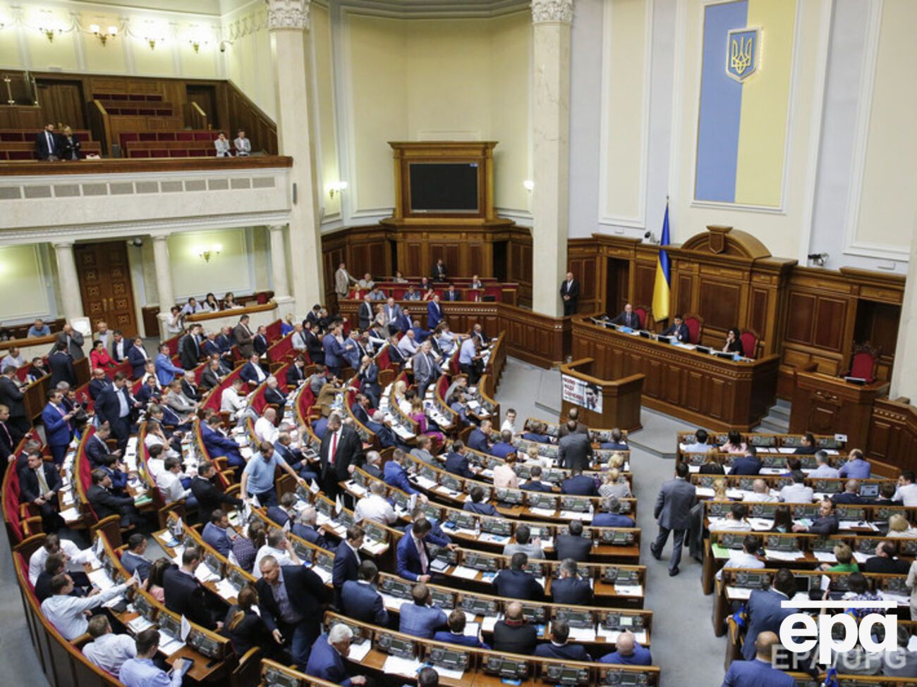 Рада смогла принять документ лишь за основу