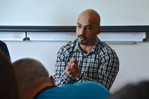 Мустафа Найем сообщил, что прокуроры, у которых на прошлой неделе прошли обыски, до сих пор работают в прокуратуре