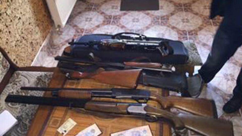 СБУ изъяла арсенал оружия в Мукачево. Фоторепортаж