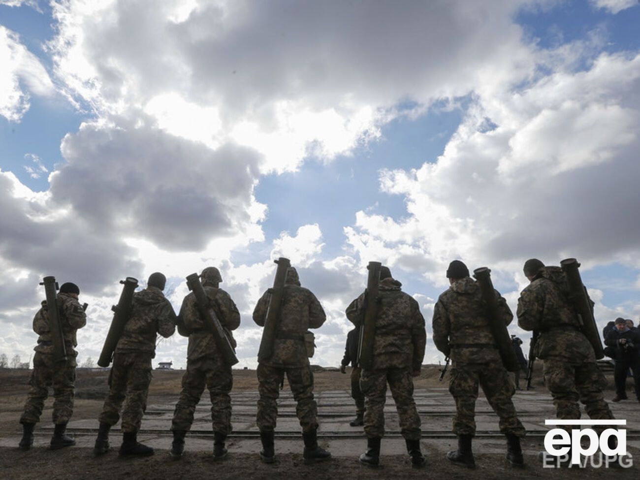 Военнослужащие смогут подать декларации позже