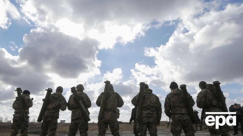 Военнослужащие смогут подать декларации позже