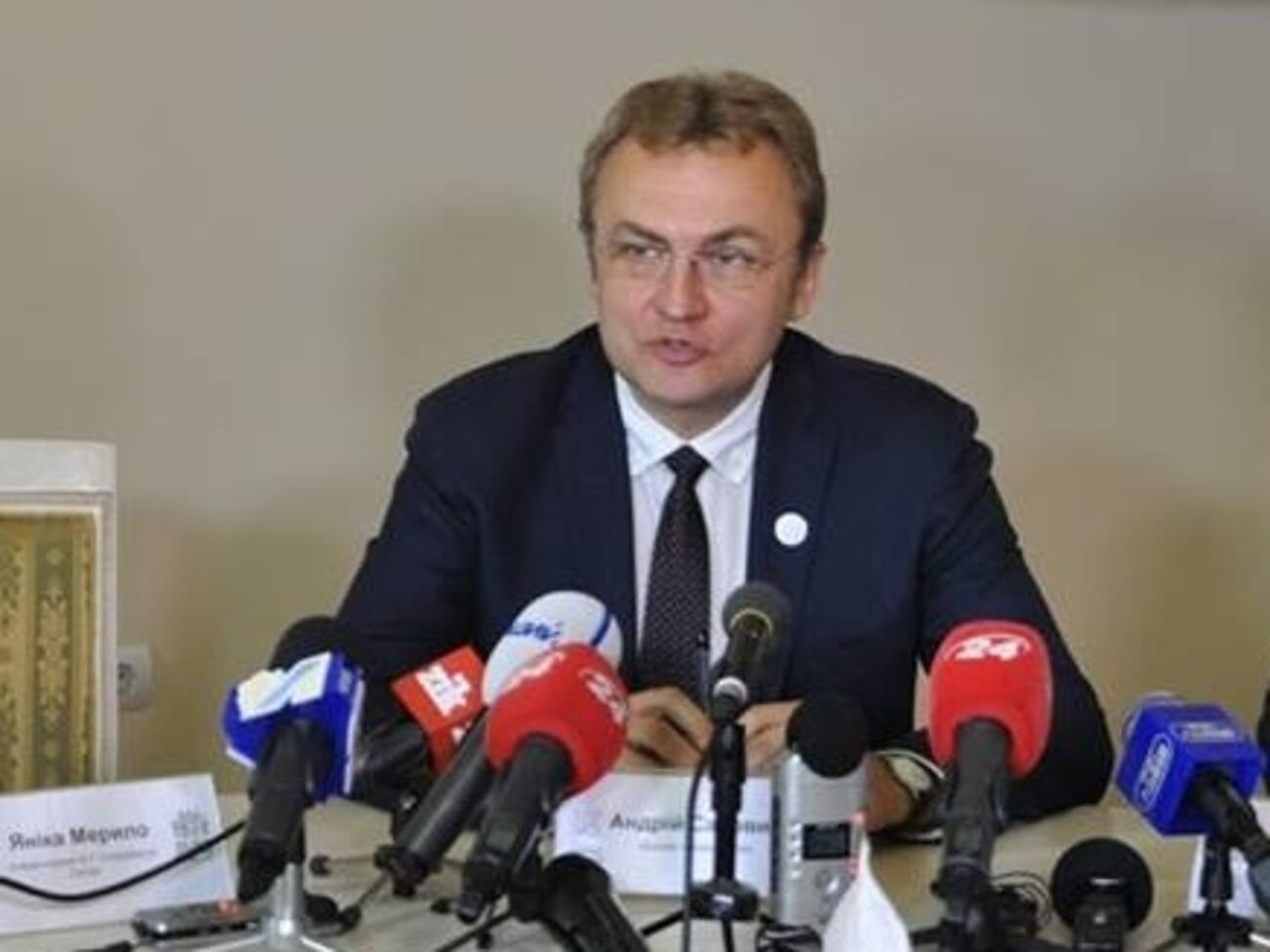 Садовый считает, что без подготовки специалистов внедрение нового закона о выборах будет невозможно