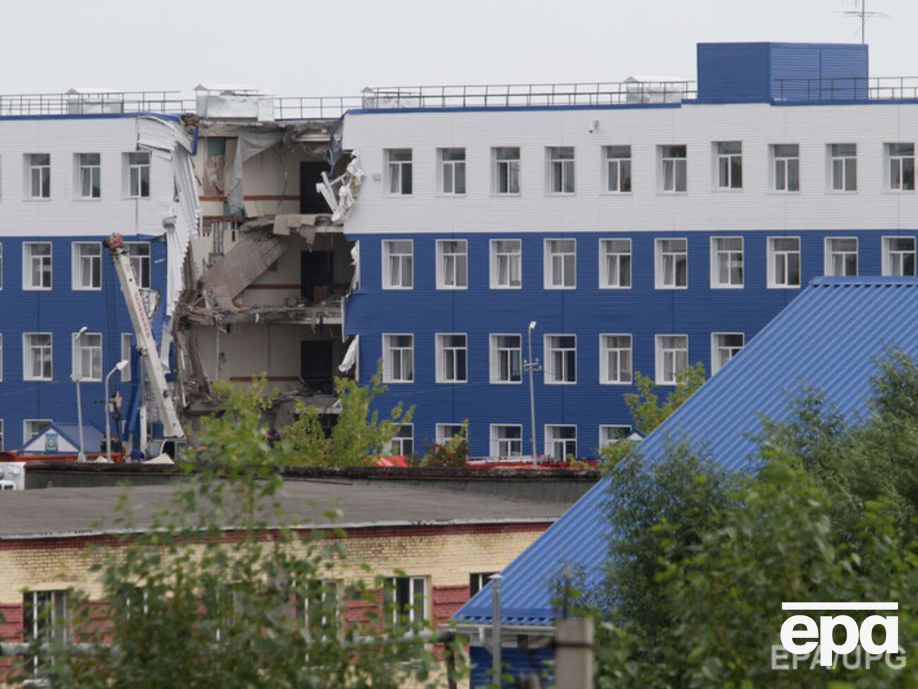 Жертвами обрушения казармы в Омске стали 24 военных