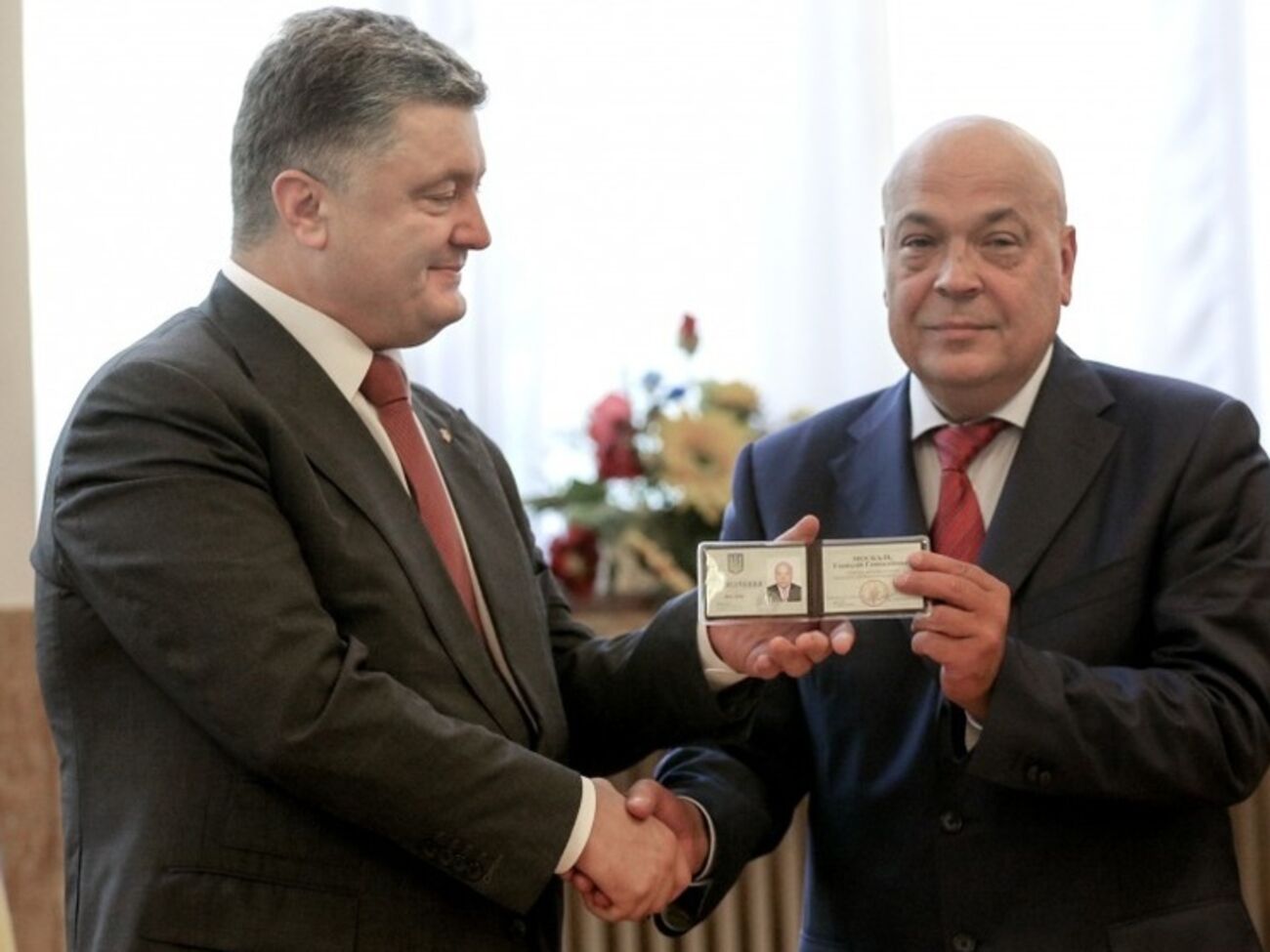 Порошенко посетил Закарпатье, где представил нового губернатора. Фоторепортаж