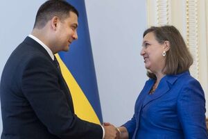 Владимир Гройсман и Виктория Нуланд провели встречу в Киеве, на которой обсудили работу парламента