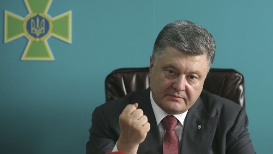 Порошенко заверил, что между государством и "Правым сектором" нет конфликта