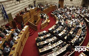 Парламент утвердил необходимые законы, однако в правящей партии произошел раскол