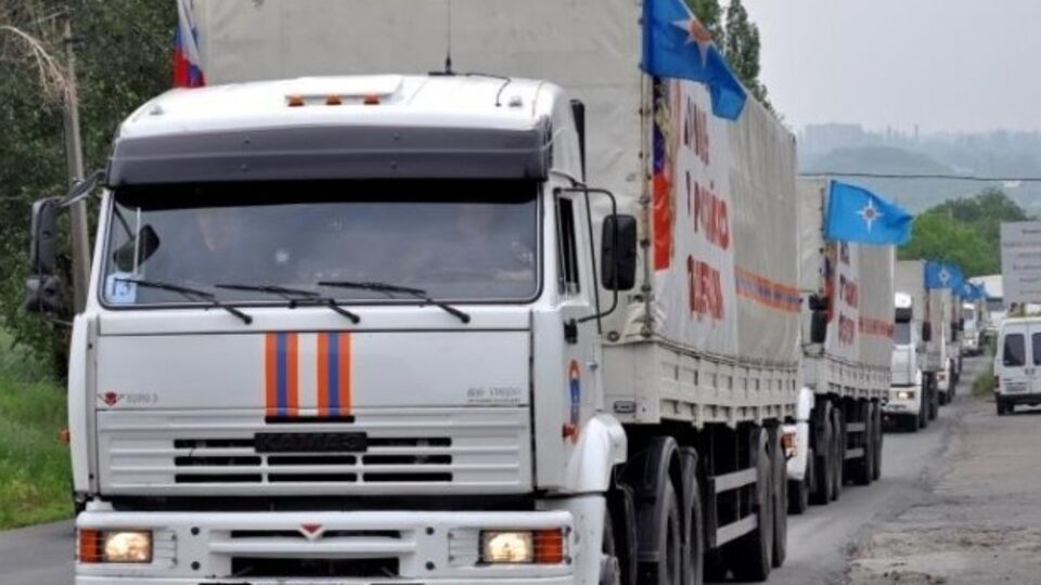 СМИ: В отличие от предыдущих "гумконвоев", этот прибыл не в Макеевку, а в Донецк