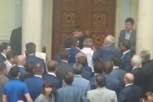 В Раде произошла потасовка