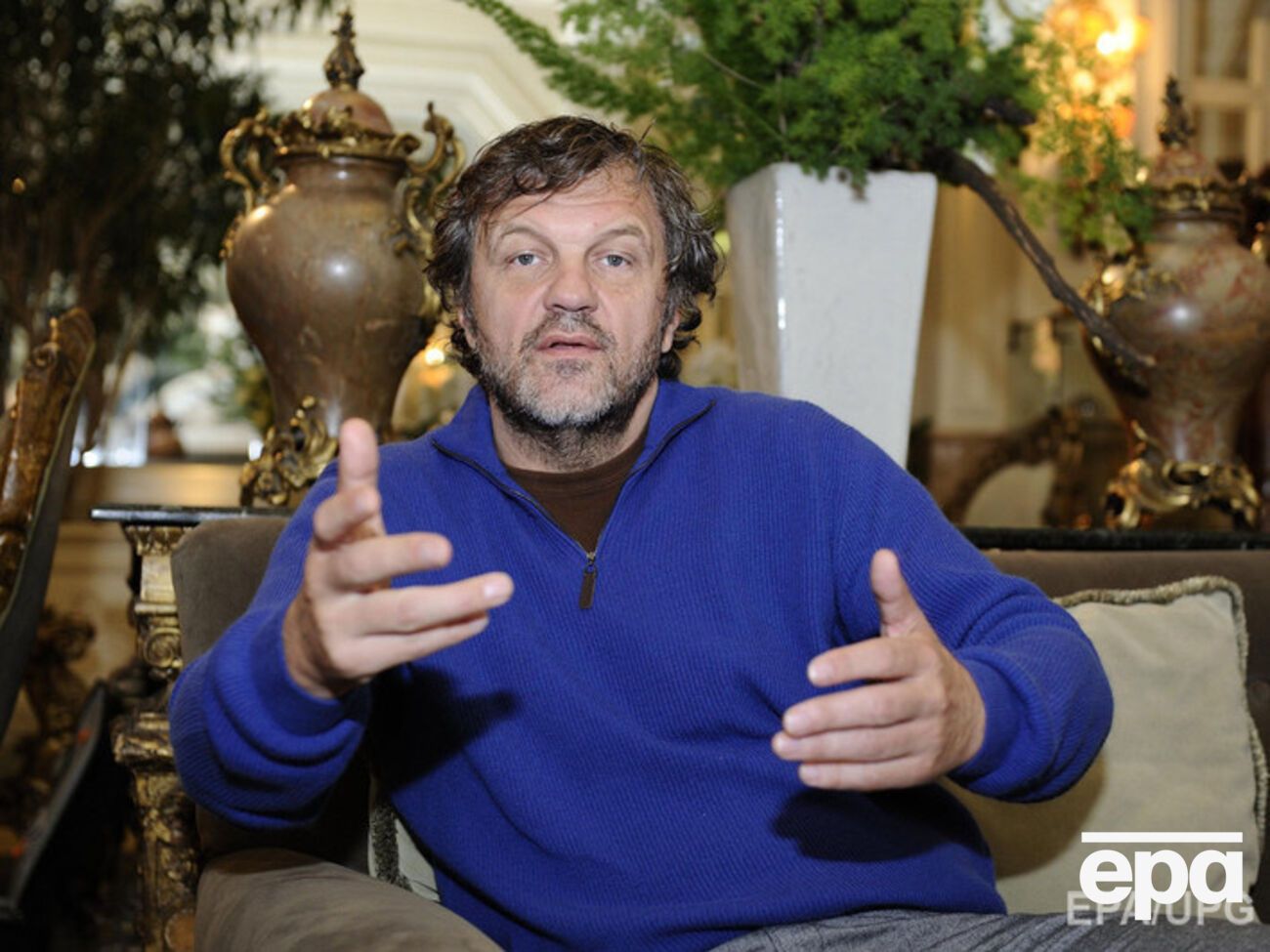 Кустурица несколько раз высказывался в поддержку российской агрессии в Украине