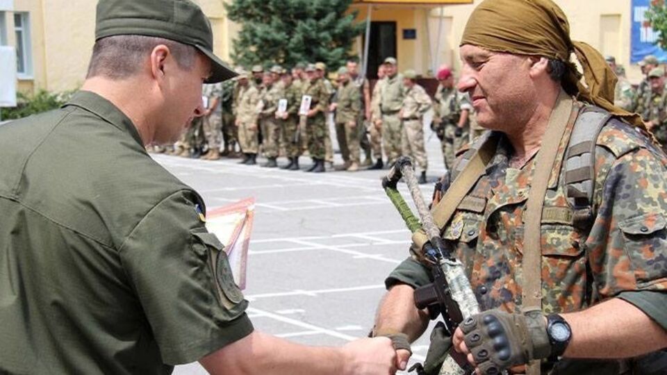 Командующий поблагодарил бойцов и командиров за возвращение без потерь