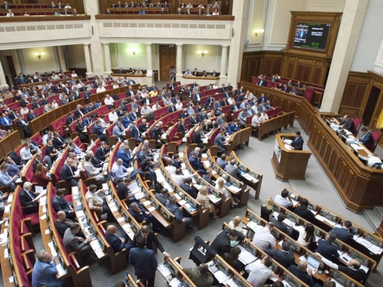 Рада обязала чиновников вписывать в декларации те активы, которые они контролируют