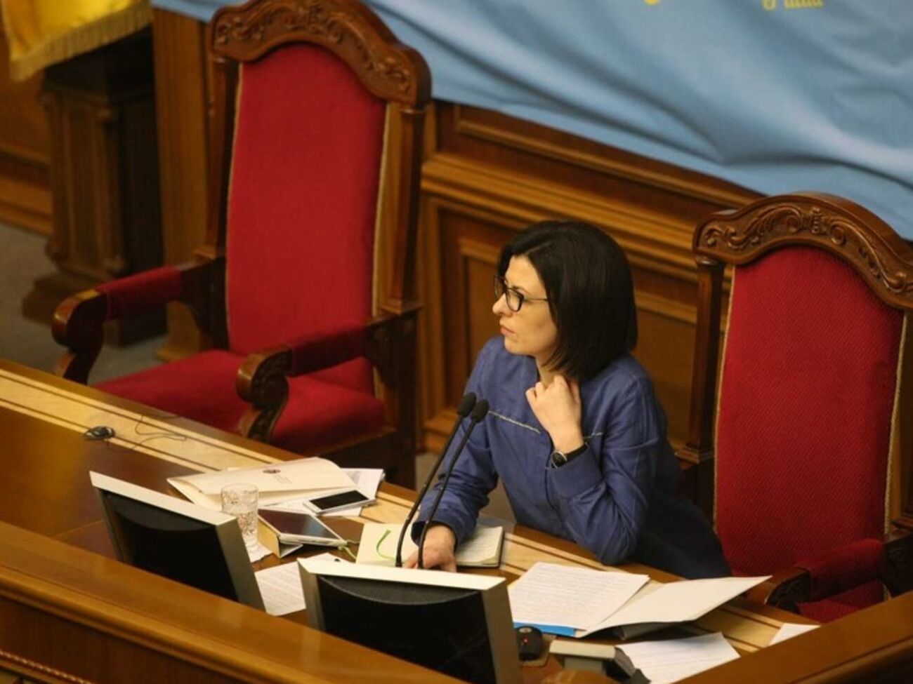 Депутаты не разрешили чиновникам получать оружие перед поездками в зону АТО