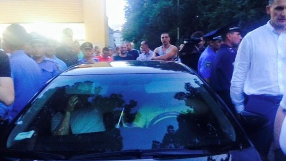 Крюкова: Сейчас вокруг этого автомобиля решается ход выборов по 205-му округу в Чернигове