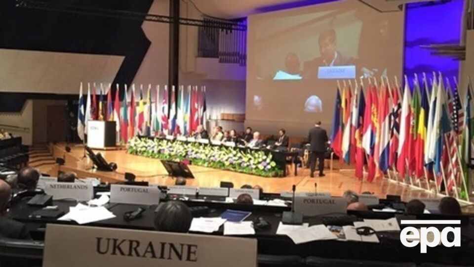 Порошенко поблагодарил нардепов за отставивание интересов Украины на Парламентской ассамблее ОБСЕ