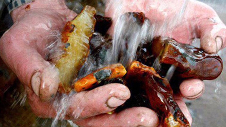 Все лицензии на добычу янтаря отозваны