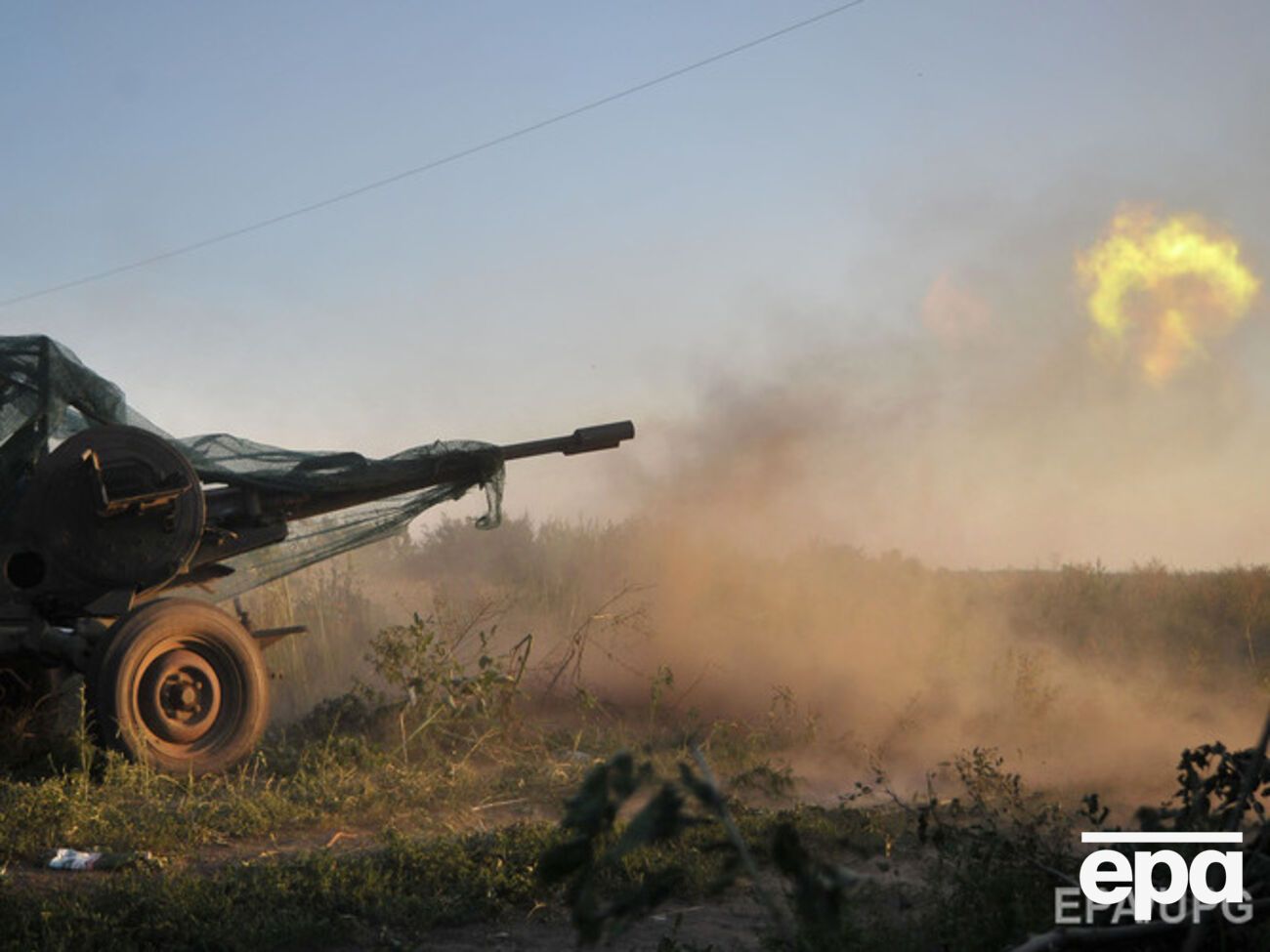 Боевые действия на Донбассе продолжаются на трех направлениях