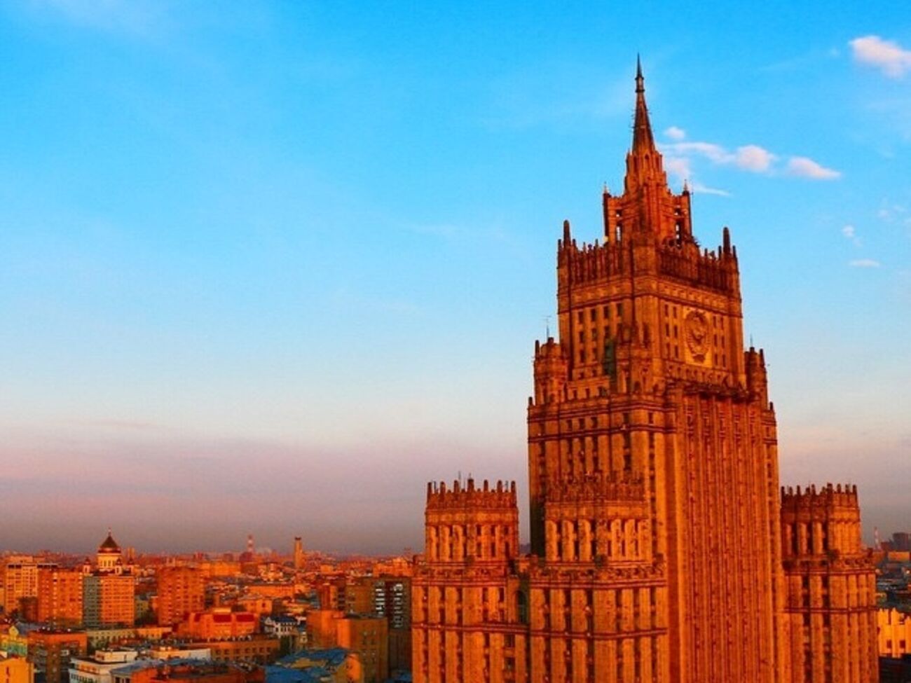 Министерство иностранных дел России отреагировало на выдворение из Украины дипломата Валерия Шибеко