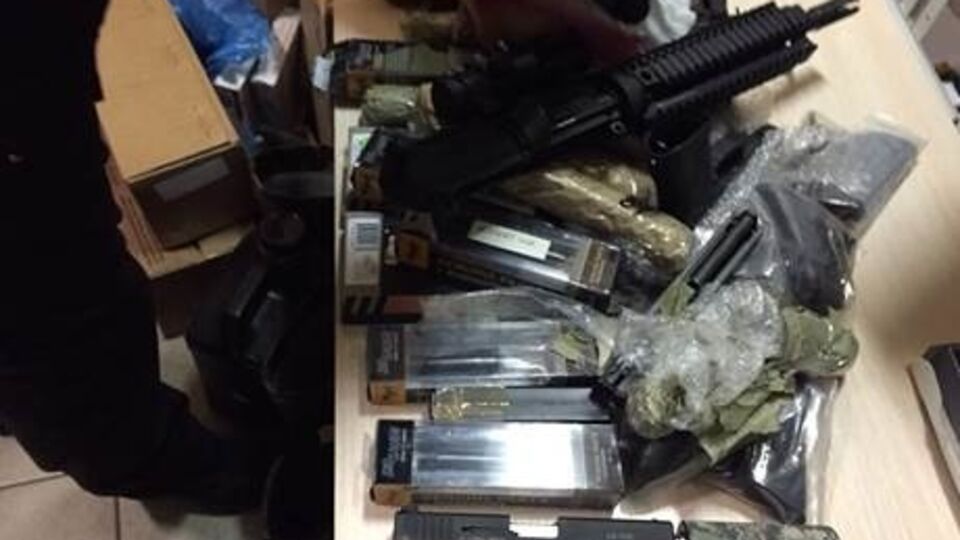 Сотрудники СБУ выявили большую партию оружия