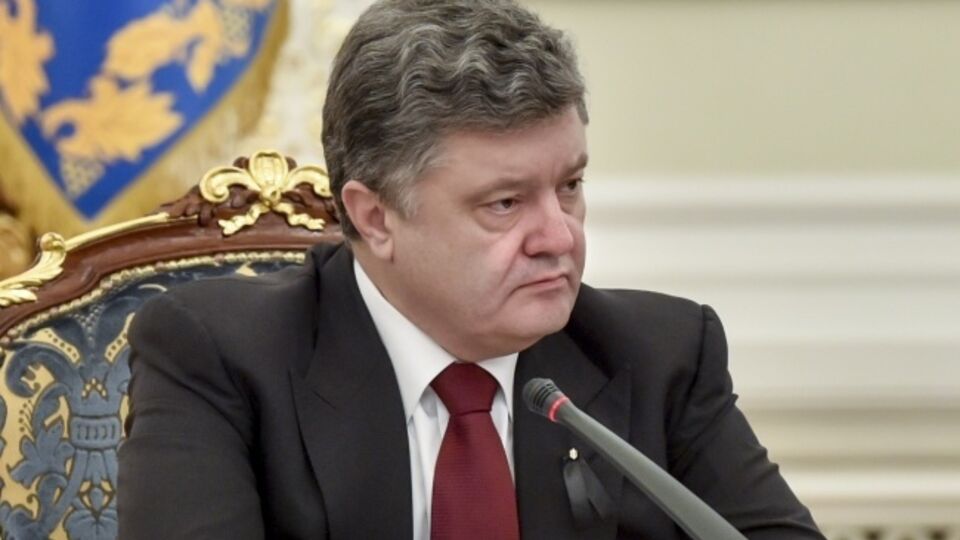 Петр Порошенко создал группу по вопросам, связанным с введением международного механизма привлечения к ответственности лиц, виновных в крушении МН17