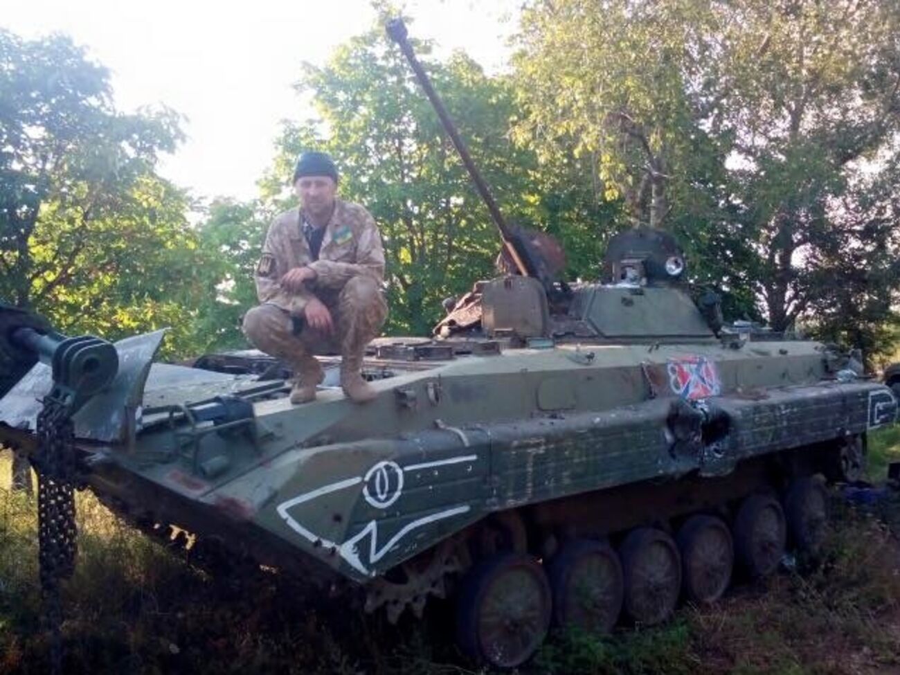 Добровольцы решили, что незачем уничтожать вражескую технику, если ее можно угнать