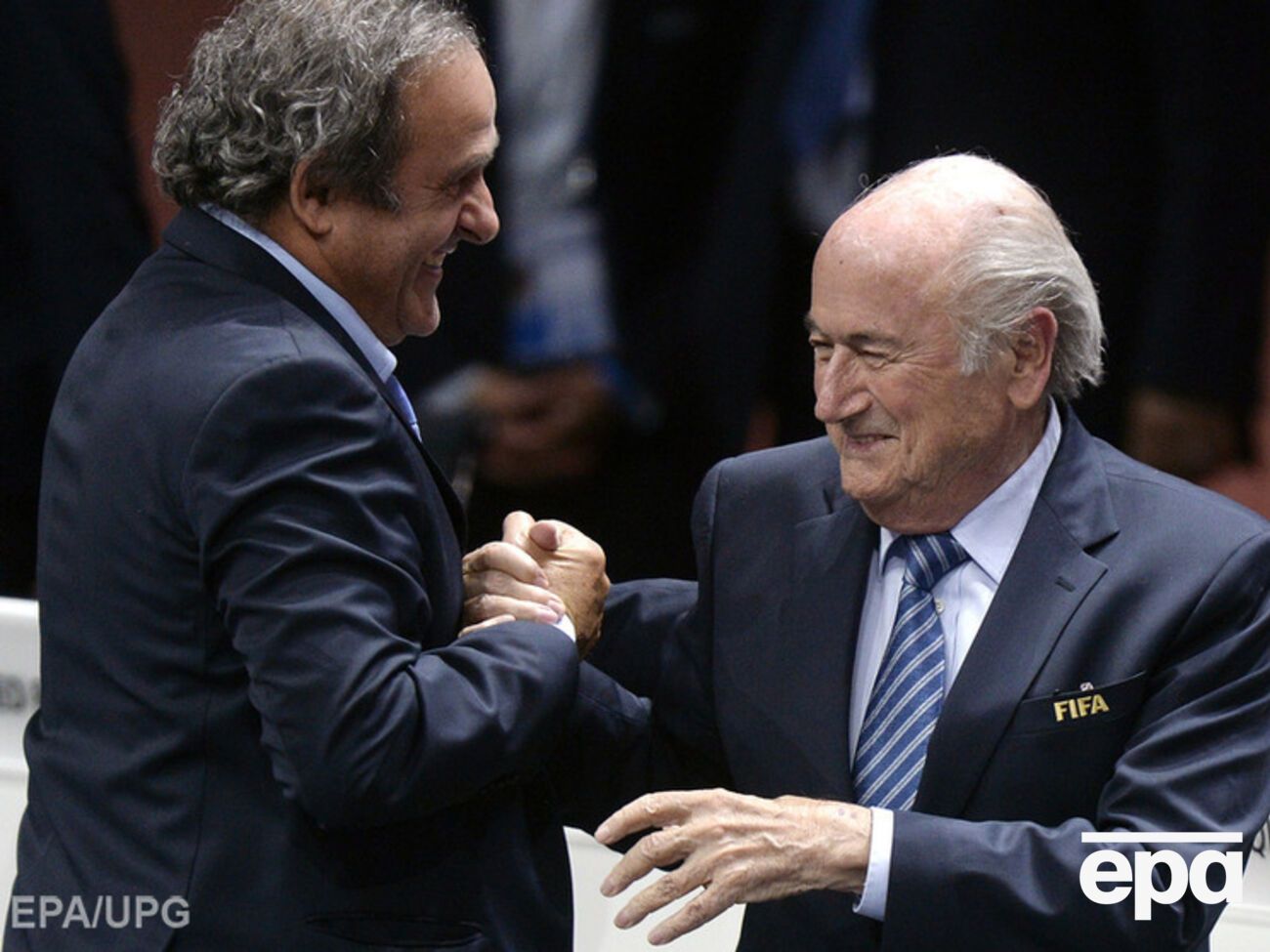 Платини может составить конкуренцию Блаттеру