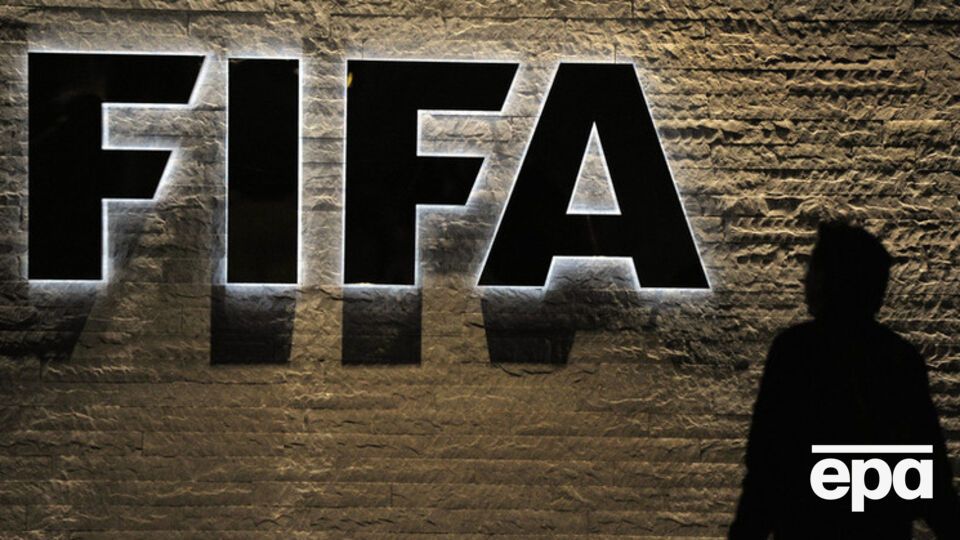 Чавес арестован в связи с расследованием дела о коррупции в ФИФА