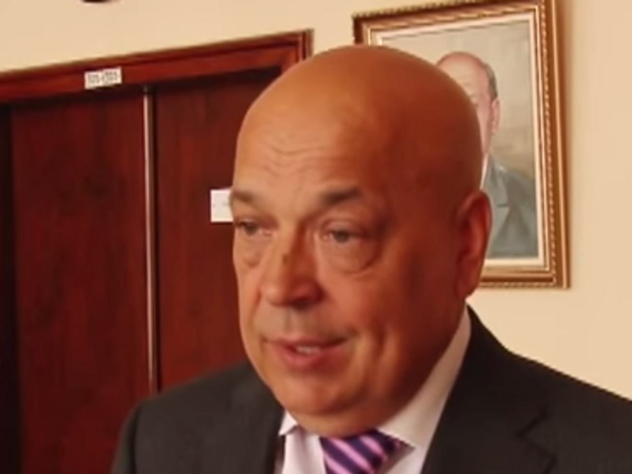 Москаль:&nbsp;Тут врагов нет, враги там &ndash; на линии фронта