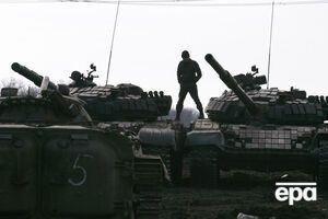 Захарченко заявил, что боевики отведут часть танков от линии соприкосновения