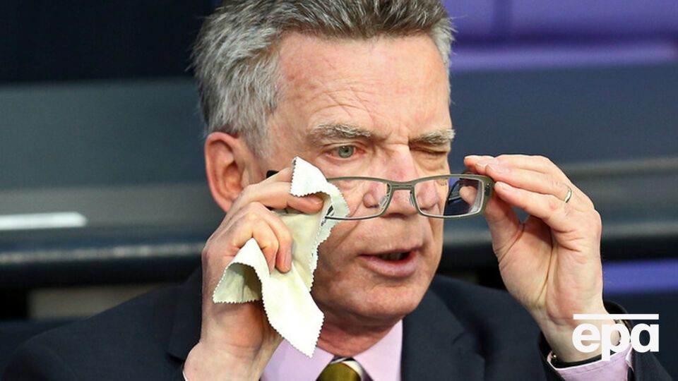 Министр внутренних дел Германии Томас де Мезьер считает "позором для Европы" беженцев, мотивированных материальными соображениями