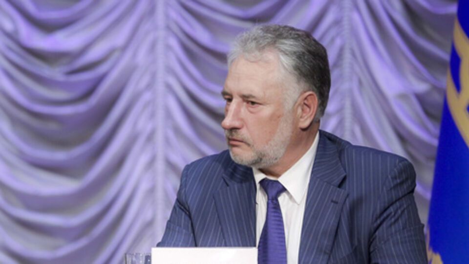 Жебривский заявил, что власти хотят полностью обновить водопроводные, канализационные и теплосети в нескольких пилотных городах Донецкой области