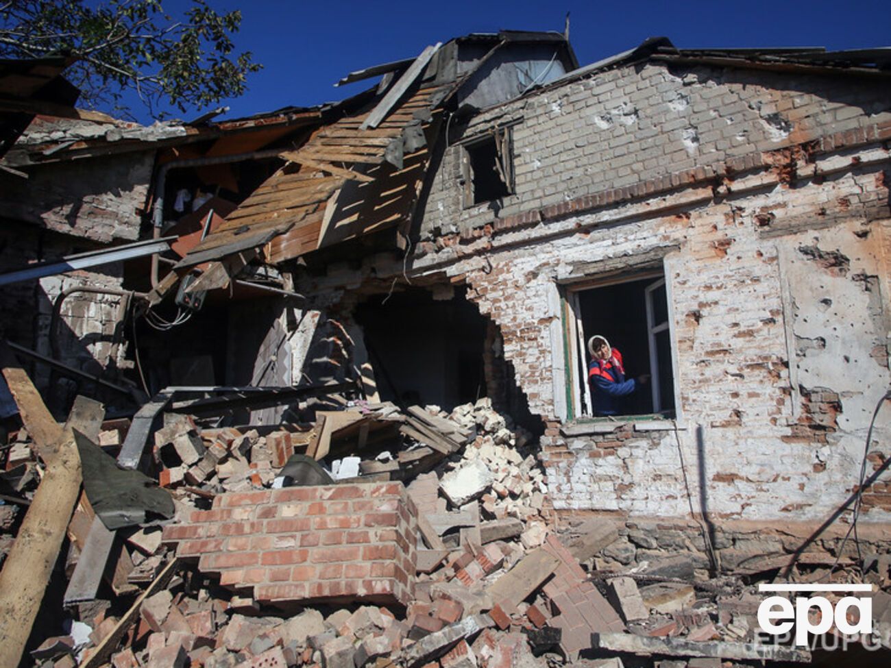 Боевики ведут обстрелы из крупнокалиберного оружия