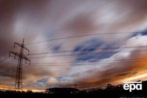 Завтра по всей территории Украины ожидаются грозы и шквальный ветер