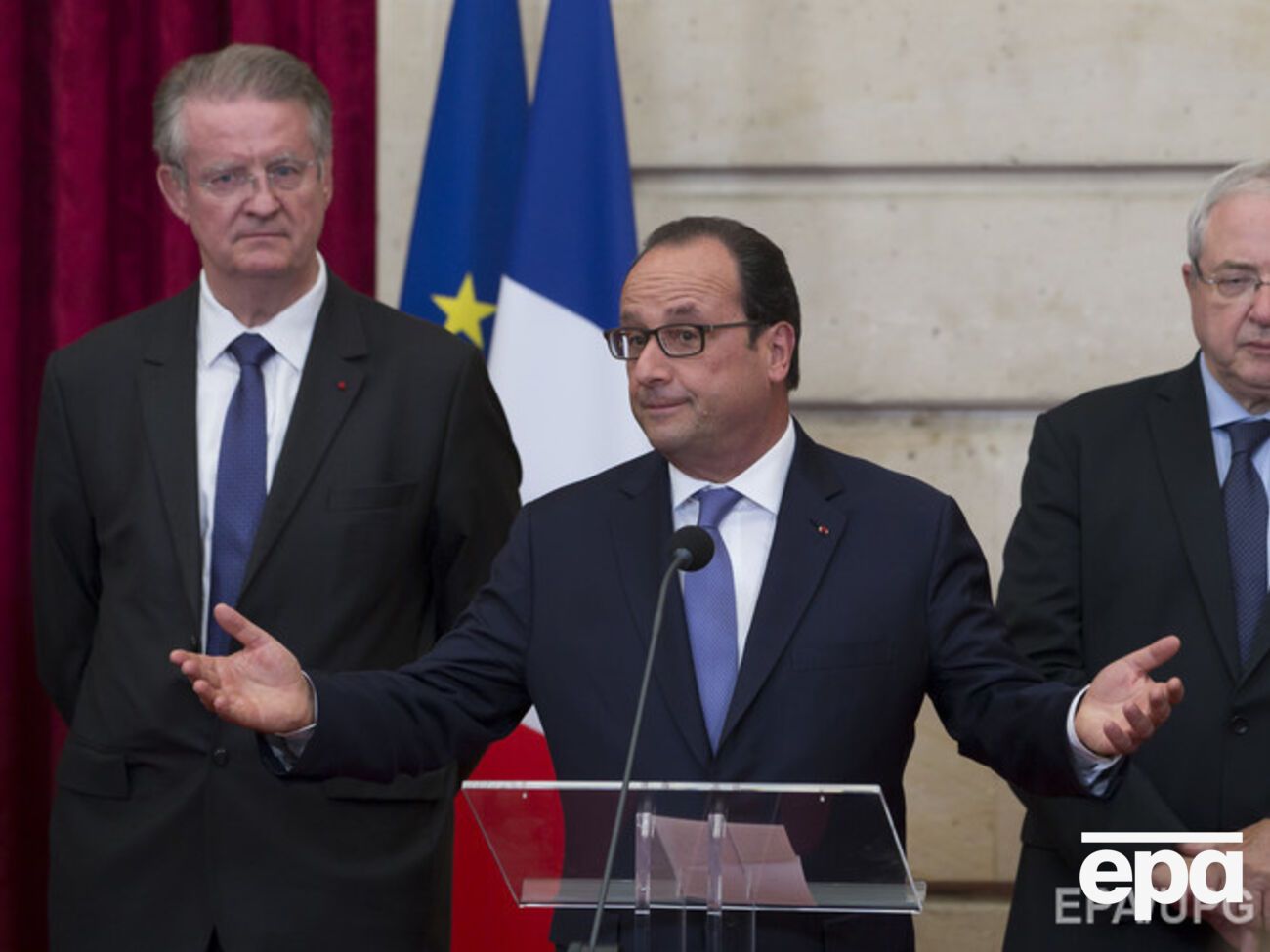 Олланд считает, что создание новых учреждений объединенной Европы вернет сленам союза веру в него