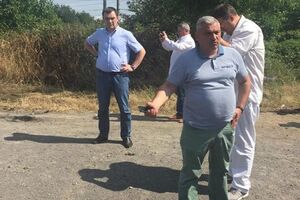 Мосийчук: Члены ВСК предложили отцу командира заблокированный бойцов "Правого сектора" Романа Стойка гарантии безопасности и жизни для ребят