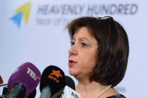 Министру финансов Наталье Яресько до 24 июля надо убедить кредиторов принять предложения Украины по реструктуризации долга