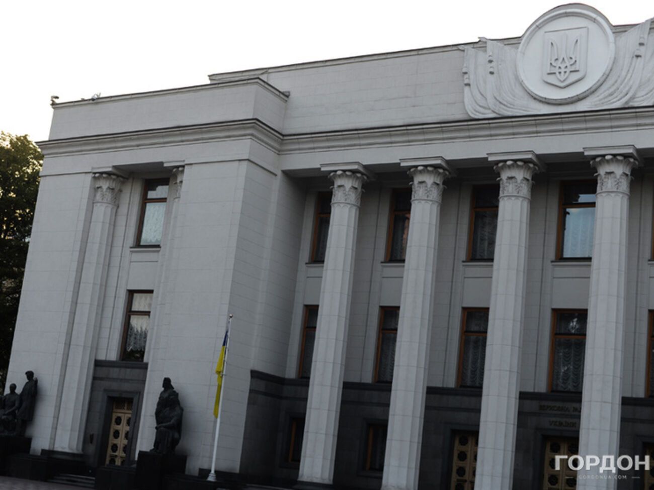 Рада в четверг рассмотрит ряд важных вопросов