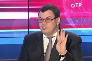 Кравцов: Мы можем выкопать ров по границе, поставить великую русскую стену и обнести колючей проволокой. Никого не пускать и не выпускать. Только нужно ли нам это?