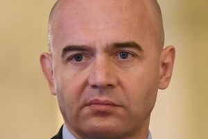 Кононенко: Парламент принял сумасшедший закон – минус 90 миллиардов в стране