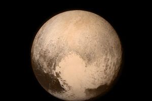 У Плутона нашли хвост