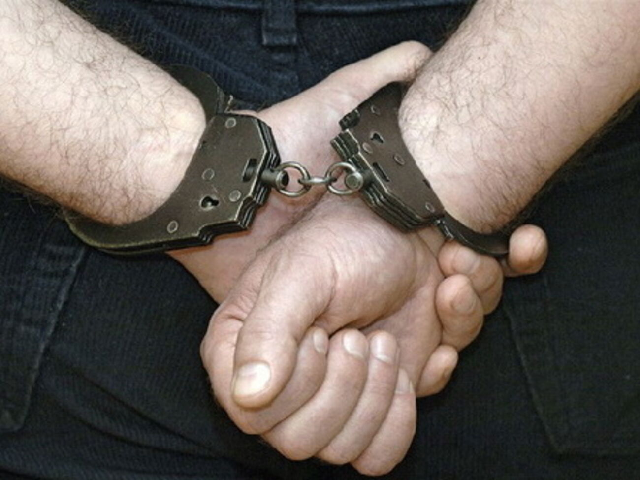 Милиция задержала 20-летнего и 22-летнего подозреваемых в одном из сел под Святогорском