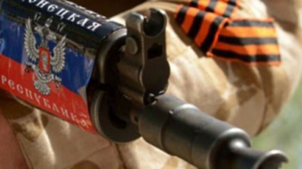 Автомобиль с мирными жителями был обстрелян с блокпоста "ДНР"