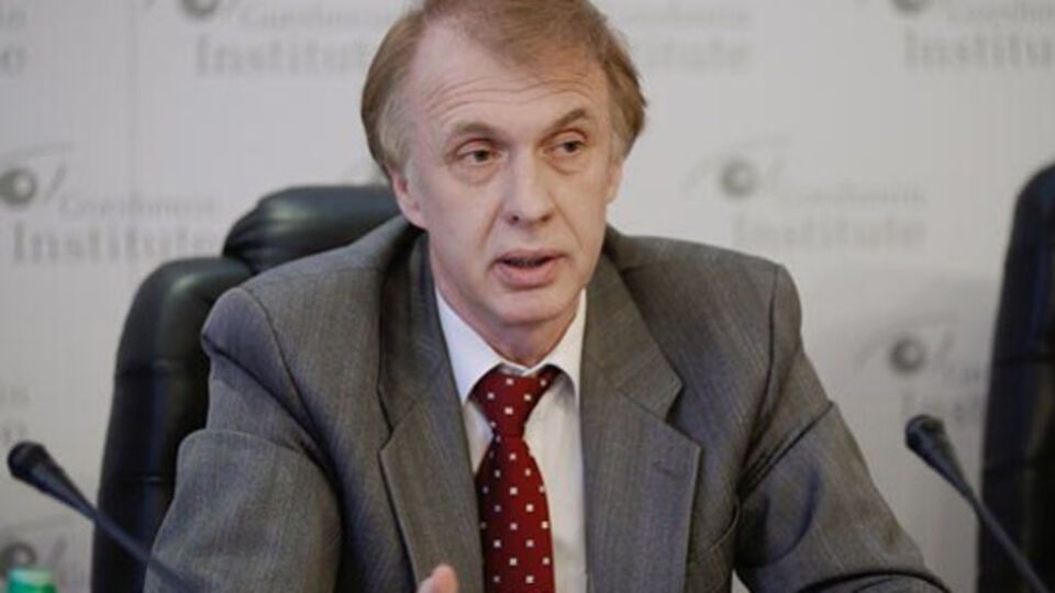 Огрызко считает, что Украине стоит думать в первую очередь о национальных интересах