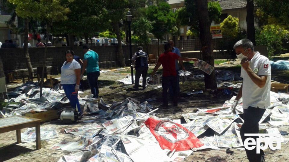 Суруч, где прогремел взрыв, находится на границе с Сирией